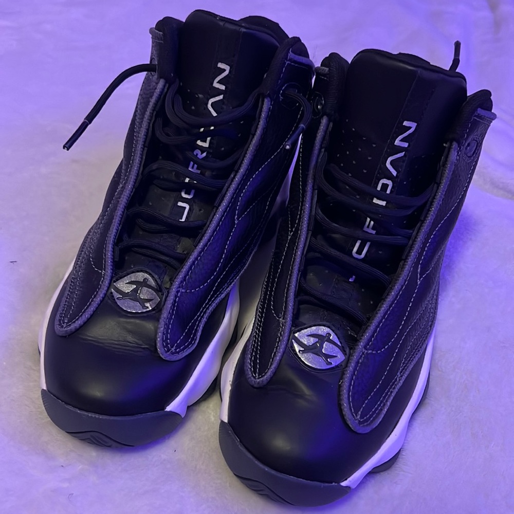 6.5 black Jordan